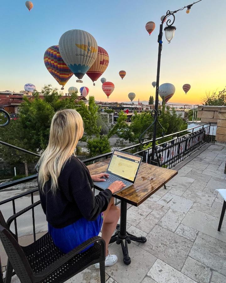 Nomads Cave Hotel & Rooftop Goreme Bagian luar foto