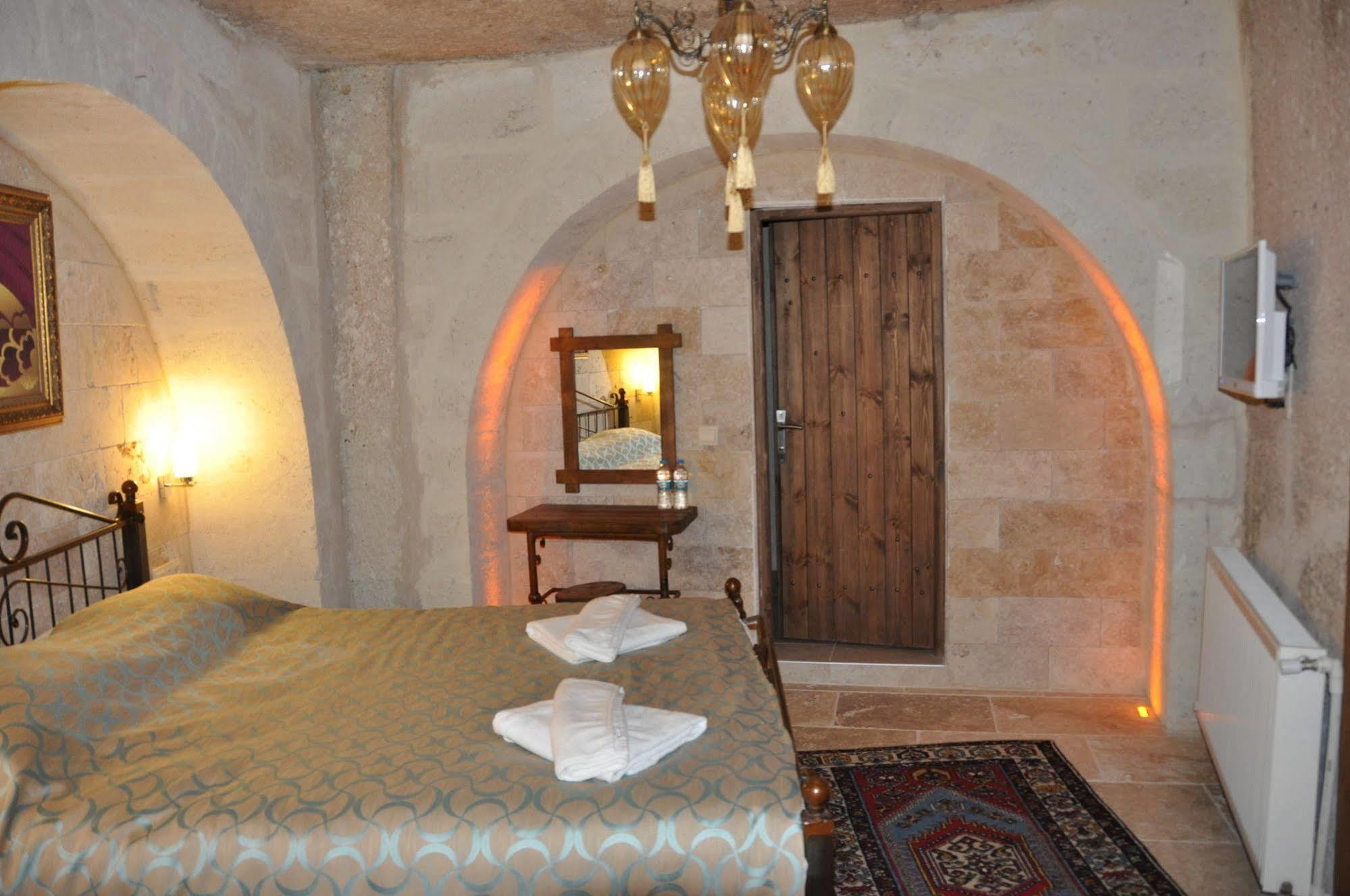 Nomads Cave Hotel & Rooftop Goreme Bagian luar foto